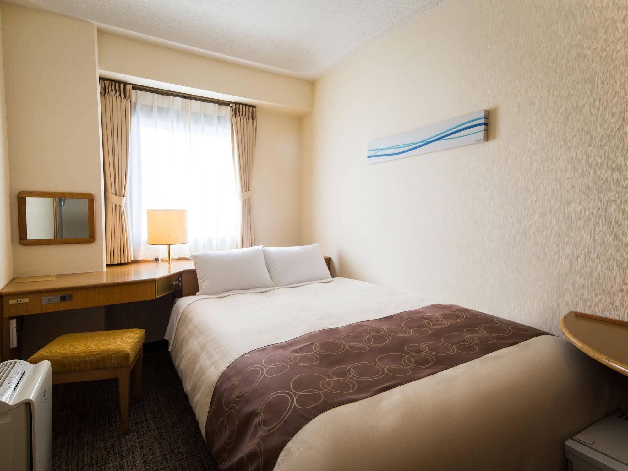 Osaka Umeda Os Hotel Buitenkant foto